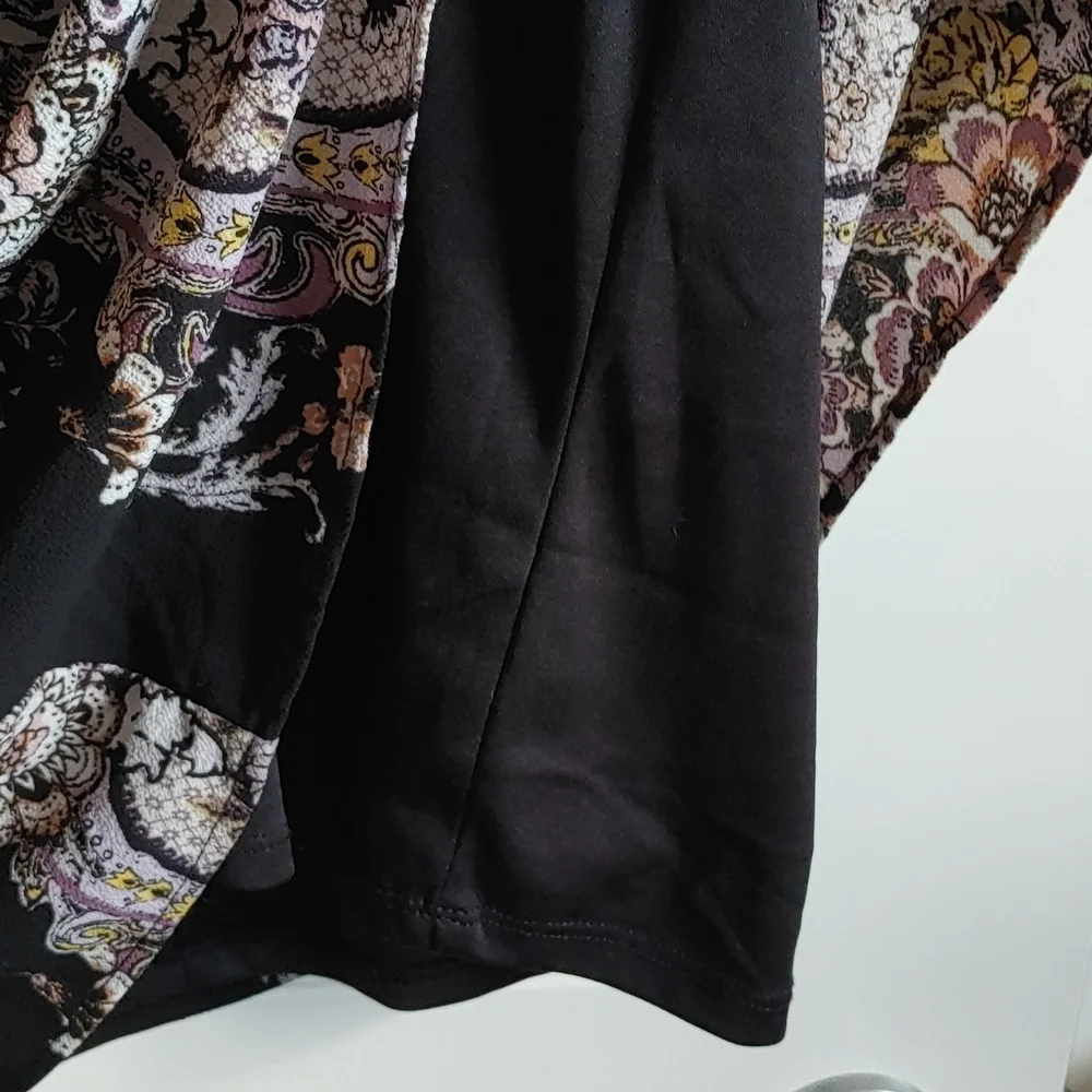 Exhilaration Stunning black and flower pattern dress long sleeve elastic Dress - Picture 9 of 12